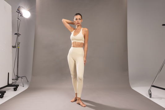 High-Rise Legging Almond Milk